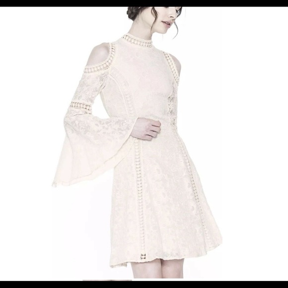 Alice + Olivia Enya Cold Shoulder Lace Dress - Picture 2 of 7